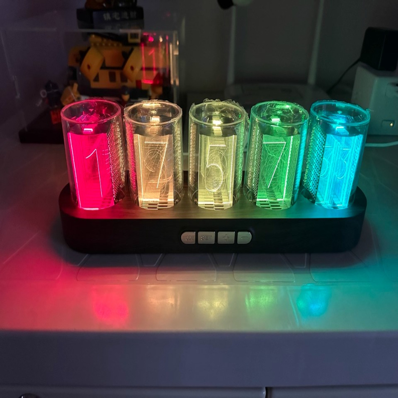 Office Tech Set Up - นาฬิกาหลอดนิกซี่ LED RGB สำหรับตกแต่งโต๊ะเกมมิ่ง เทคโนโลยีล้ำสมัย จอแสดงผลดิจิทัล
